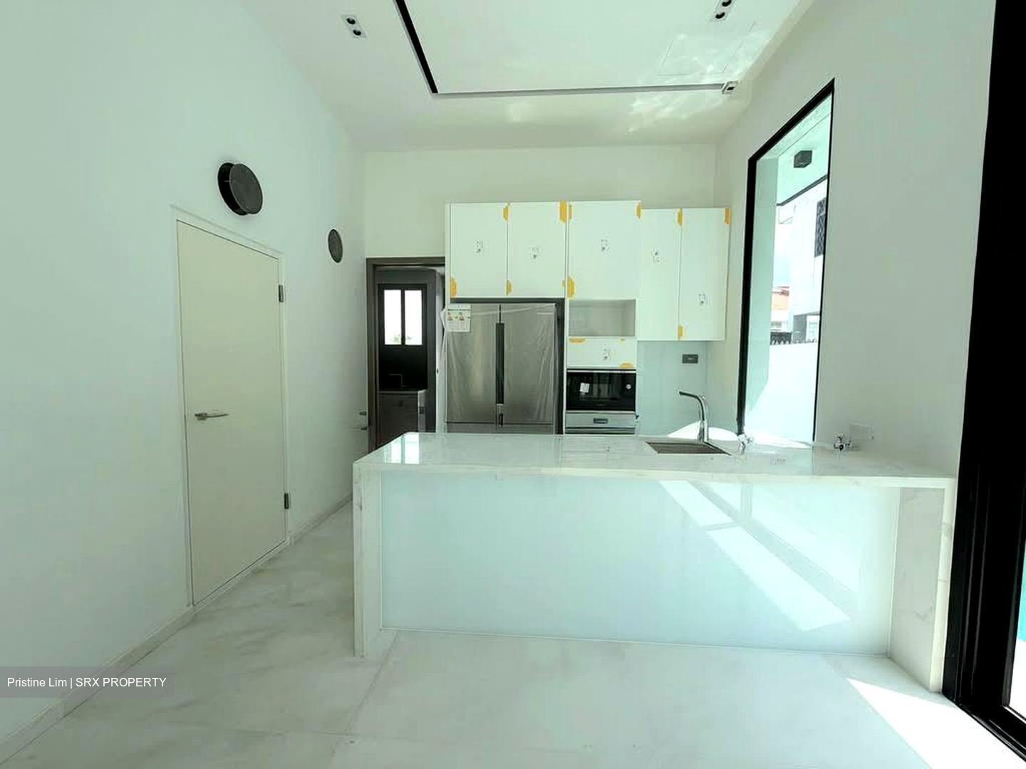 Parry Avenue (D19), Semi-Detached #558546111